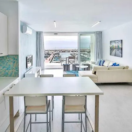 Modern 2 Bed Puerto Banus K2 Lejlighed Marbella