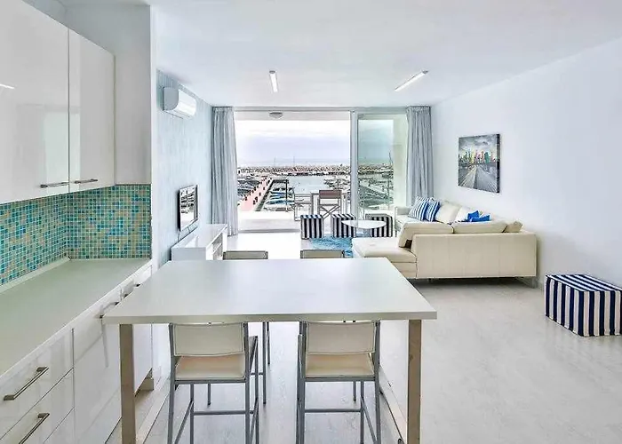 Modern 2 Bed Puerto Banus K2 아파트 마르베야