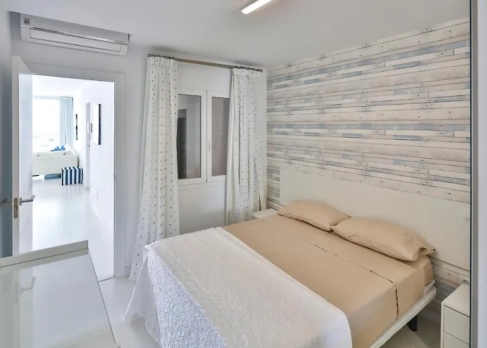 Modern 2 Bed Puerto Banus K2 * 마르베야