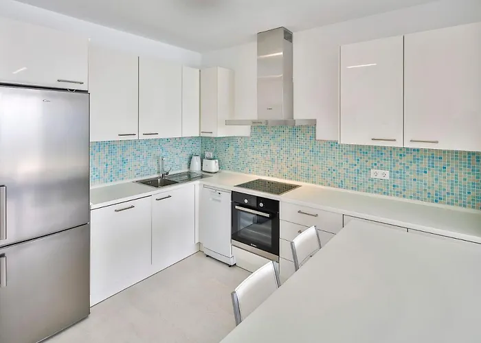 Modern 2 Bed Puerto Banus K2